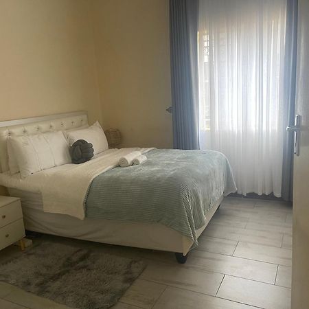 @Jackie'S Avondale 2 Bed Flat At Harrow Court Lejlighed Harare Eksteriør billede