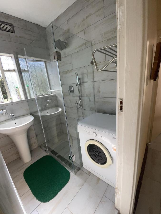 @Jackie'S Avondale 2 Bed Flat At Harrow Court Lejlighed Harare Eksteriør billede