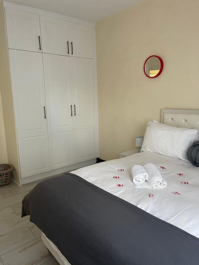 @Jackie'S Avondale 2 Bed Flat At Harrow Court Lejlighed Harare Eksteriør billede