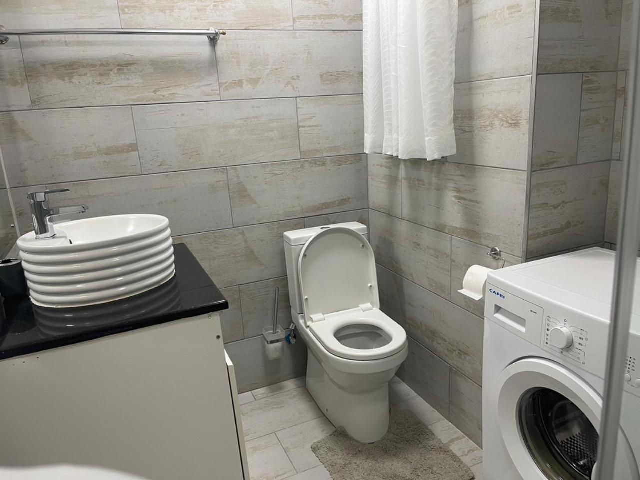 @Jackie'S Avondale 2 Bed Flat At Harrow Court Lejlighed Harare Eksteriør billede
